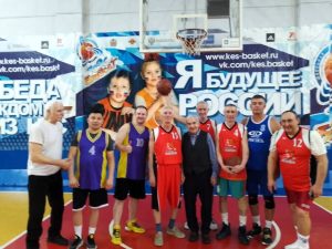 В команде ветеранов баскетбола очередной юбиляр